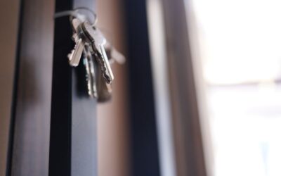 Diferencias entre una puerta blindada y una puerta acorazada: ¿Cuál elegir?