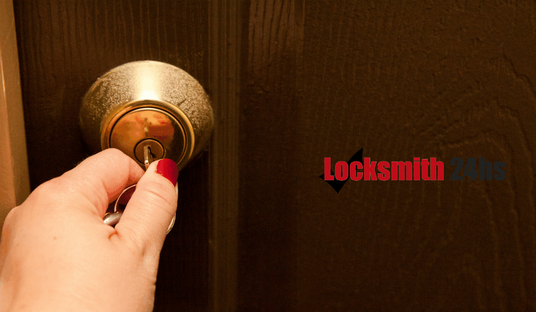 ¿Qué hacer cuando la llave gira pero la puerta no abre_ Soluciones profesionales